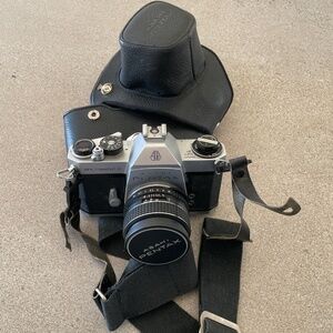 Camera Pentax Spotmatic F SLR 35mm Film Camera